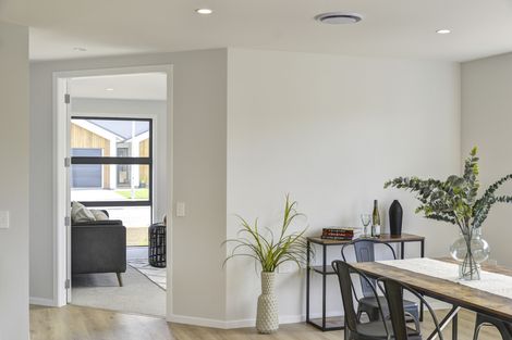 Photo of property in 14 Hereford Drive, Carterton, 5713