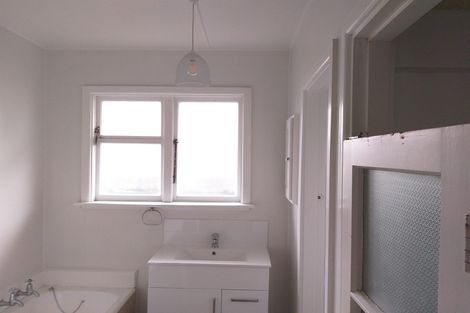 Photo of property in 16 Shearer Avenue, Papanui, Christchurch, 8052