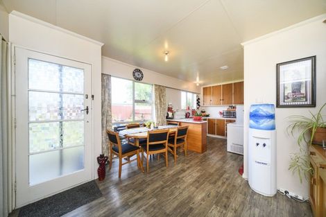 Photo of property in 4a Pinedale Parade, Milson, Palmerston North, 4414