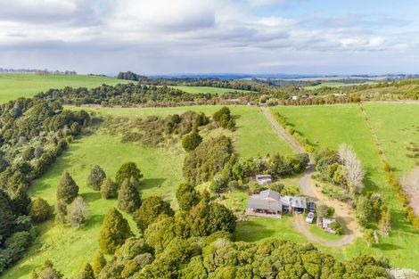 Photo of property in 1064 Pungaere Road, Waipapa, 0295
