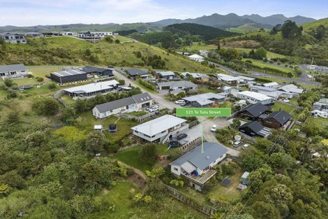 Photo of property in 121 Te Tutu Street, Whangamata, 3691