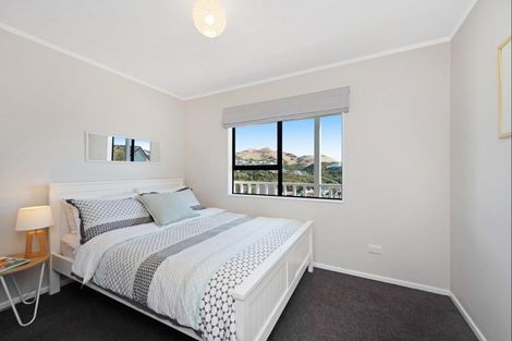 Photo of property in 4 Tatum Way, Johnsonville, Wellington, 6037