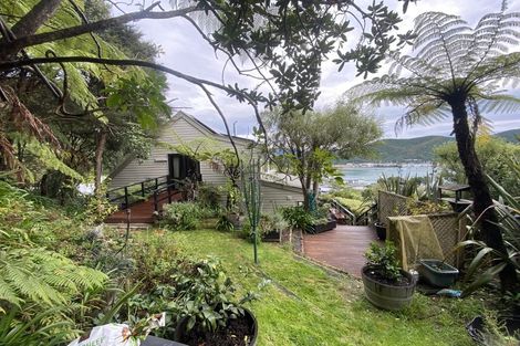 Photo of property in 8b Amelia Crescent, Waikawa, Picton, 7220