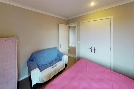 Photo of property in 19 Johnstone Drive, Fitzherbert, Palmerston North, 4410