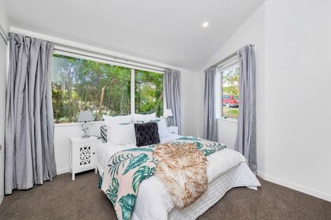 Photo of property in 1a Alexander Avenue, Torbay, Auckland, 0630