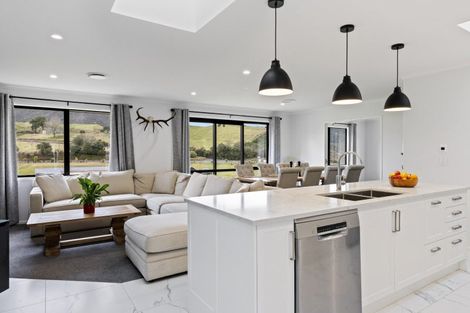 Photo of property in 1 Lemonwood Lane, Kinloch, Taupo, 3377