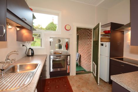 Photo of property in 8 Sunbury Street, Andersons Bay, Dunedin, 9013