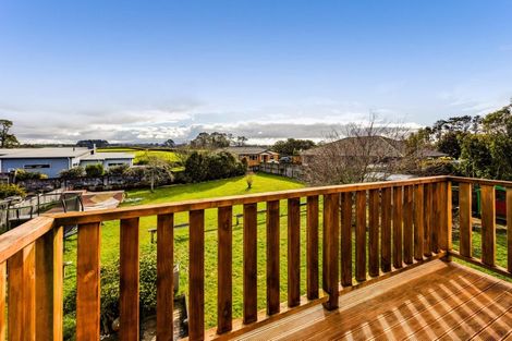 Photo of property in 17 Elizabeth Grove, Stratford, 4332