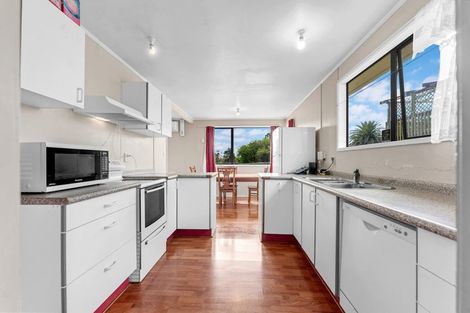 Photo of property in 12 Pisces Road, Glen Eden, Auckland, 0602