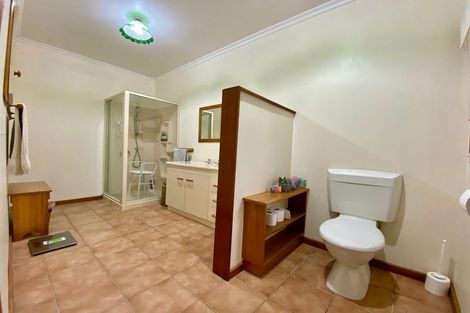 Photo of property in 564 No 1 Line, Longburn, Palmerston North, 4475