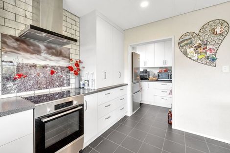 Photo of property in 12 Lewis Street, Gore, 9710