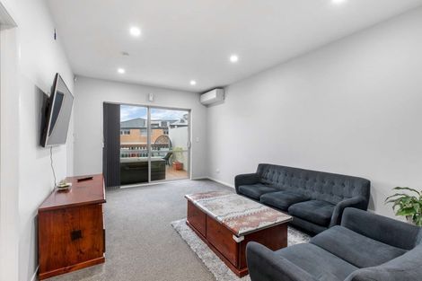 Photo of property in 38/11 Ray Small Drive, Papakura, 2110