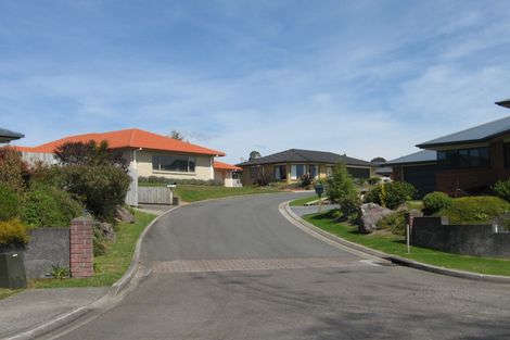 Photo of property in 10 Bullmore Place, Pukehangi, Rotorua, 3015