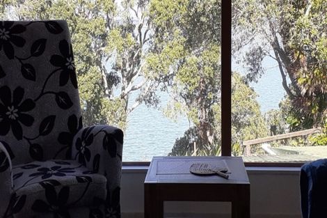 Photo of property in 1 Cliff Lane, Glenbrook, Waiuku, 2681