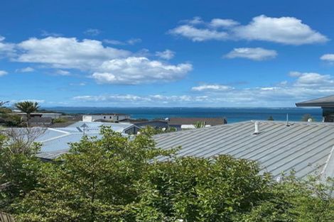 Photo of property in 841a Beach Road, Browns Bay, Auckland, 0630