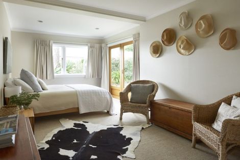 Photo of property in 14 Selwyn Road, Hospital Hill, Napier, 4110