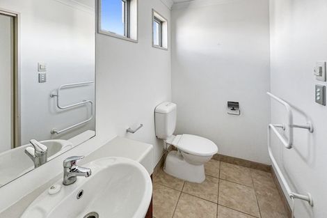 Photo of property in 63b Derby Street, St Albans, Christchurch, 8014