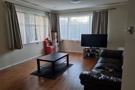 Photo of property in 57 Archibald Road, Kelston, Auckland, 0602