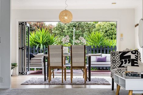 Photo of property in 3 Oraha Road, Huapai, Kumeu, 0810