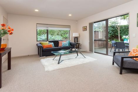 Photo of property in 2 Lucca Crescent, Flat Bush, Auckland, 2019