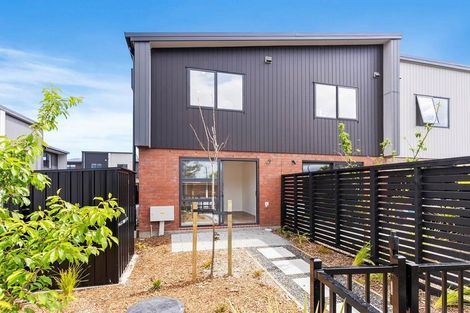 Photo of property in 6/470 West Coast Road, Glen Eden, Auckland, 0602