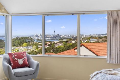 Photo of property in 10 Bragato Place, Chatswood, Auckland, 0626