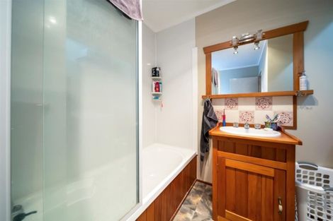 Photo of property in 30 Achilles Street, Stratford, 4332