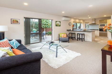 Photo of property in 2 Lucca Crescent, Flat Bush, Auckland, 2019