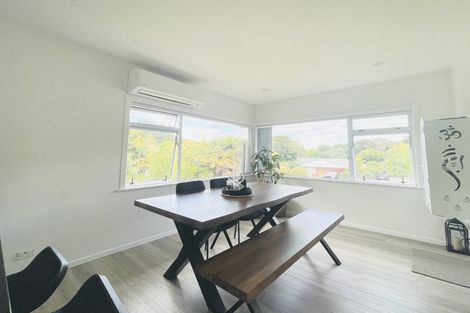 Photo of property in 5 Freshney Place, Hillpark, Auckland, 2102