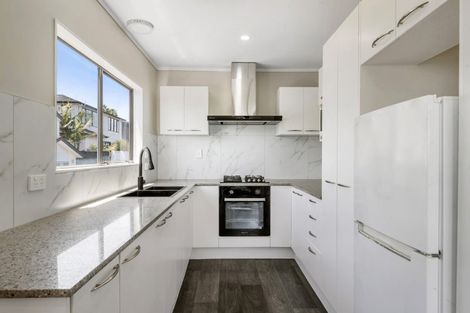 Photo of property in 27a Florence Daly Place, Mount Roskill, Auckland, 1041