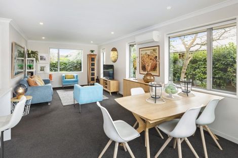 Photo of property in 1/11 North Avon Road, Richmond, Christchurch, 8013