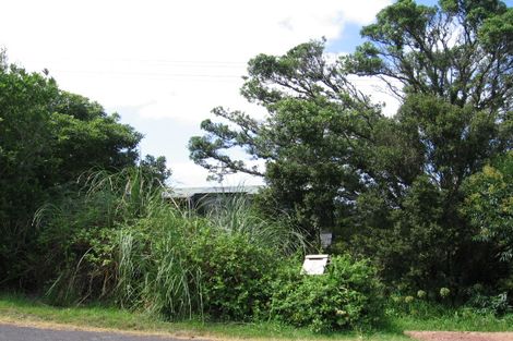 Photo of property in 4 Wellington Road, Surfdale, Waiheke Island, 1081