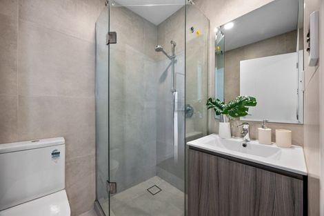 Photo of property in 4 Meritage Lane, Te Atatu South, Auckland, 0610