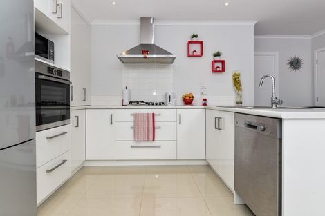 Photo of property in 1/23 The Dales, Dinsdale, Hamilton, 3204