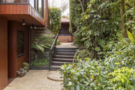 Photo of property in 39 Wakeman Road, Acacia Bay, Taupo, 3330