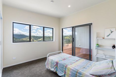 Photo of property in 3 Rewarewa Rise, Whangamata, 3691