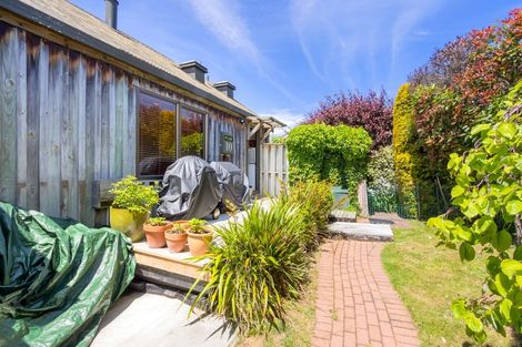 Photo of property in 10 Dorothy Drive, Acacia Bay, Taupo, 3330