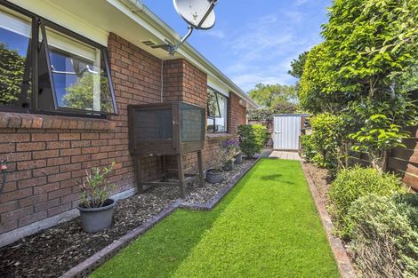 Photo of property in 21a Rosebank Grove, Waikanae, 5036
