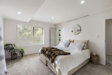 Photo of property in 127 Mellons Bay Road, Mellons Bay, Auckland, 2014