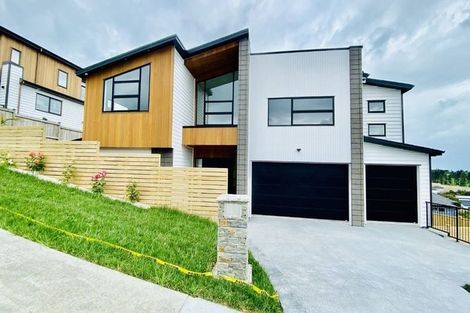 Photo of property in 25 Colliston Rise, Pinehill, Auckland, 0632