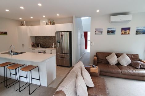 Photo of property in 8/31 Verbena Road, Birkdale, Auckland, 0626