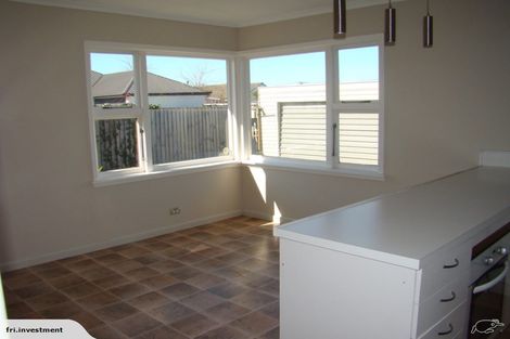 Photo of property in 214 Wainoni Road, Avondale, Christchurch, 8061