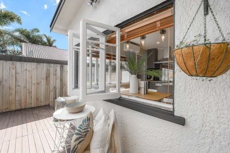 Photo of property in 521a Devonport Road, Tauranga South, Tauranga, 3112