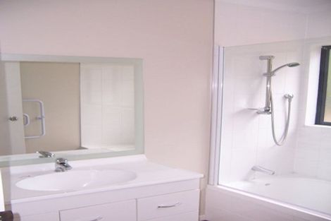 Photo of property in 45 Sunline Avenue, Massey, Auckland, 0614