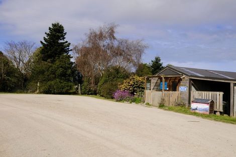 Photo of property in 23 Goodwood Road, Goodwood, Palmerston, 9481