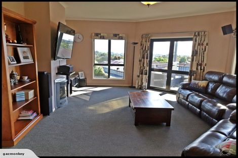 Photo of property in 27a Shelter Grove, Frankleigh Park, New Plymouth, 4310