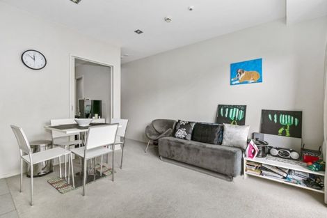 Photo of property in Shoal Haven Apartments, 106c/130 Anzac Street, Takapuna, Auckland, 0622