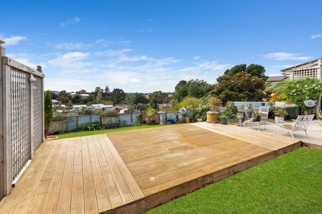 Photo of property in 21a Karaka Street, Merrilands, New Plymouth, 4312