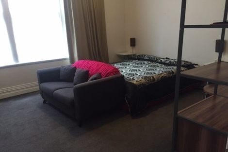 Photo of property in 94 Elm Row, Dunedin Central, Dunedin, 9016