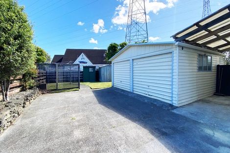 Photo of property in 93 Edgewater Drive, Pakuranga, Auckland, 2010